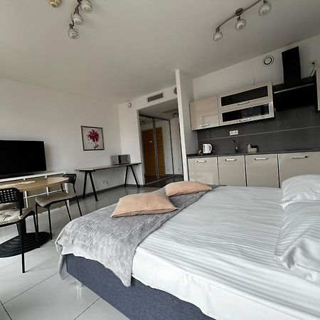 Silver Apartments วรอตซวาฟ ภายนอก รูปภาพ